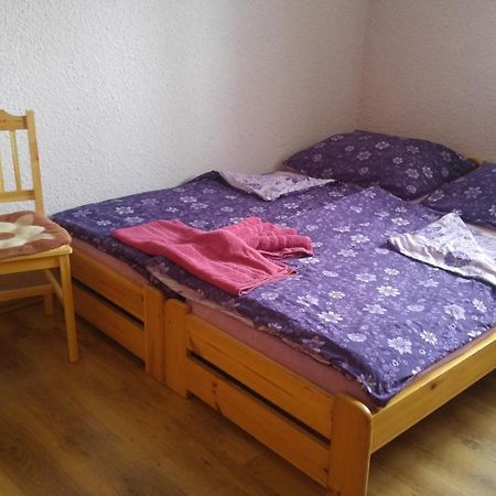 Penzion Apartmany Becov Becov nad Teplou Exterior photo