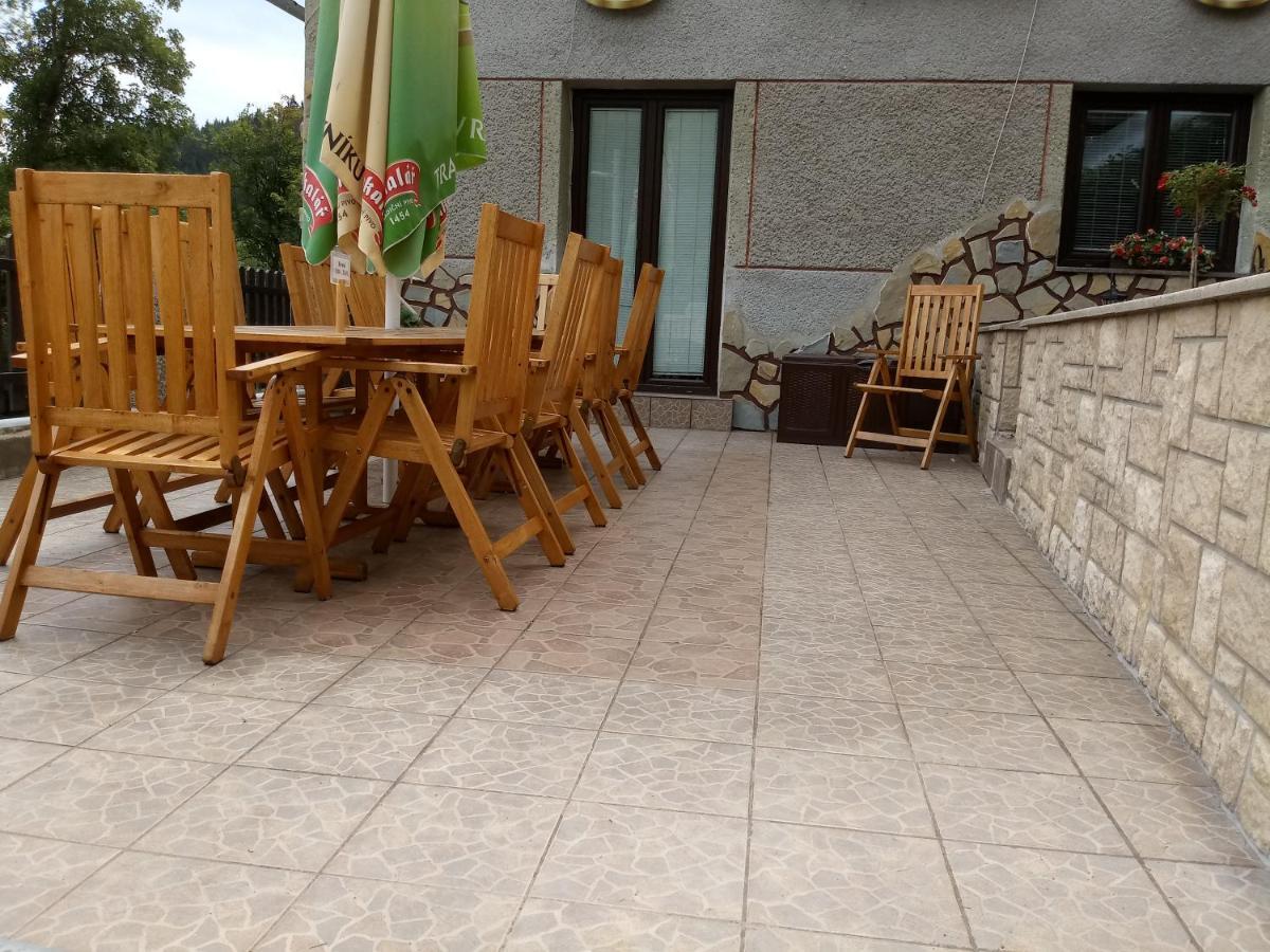 Penzion Apartmany Becov Becov nad Teplou Exterior photo