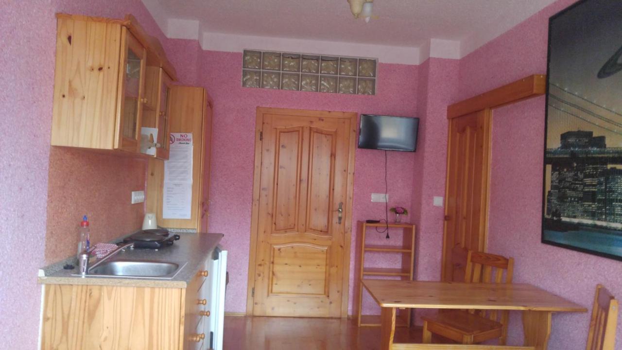 Penzion Apartmany Becov Becov nad Teplou Exterior photo