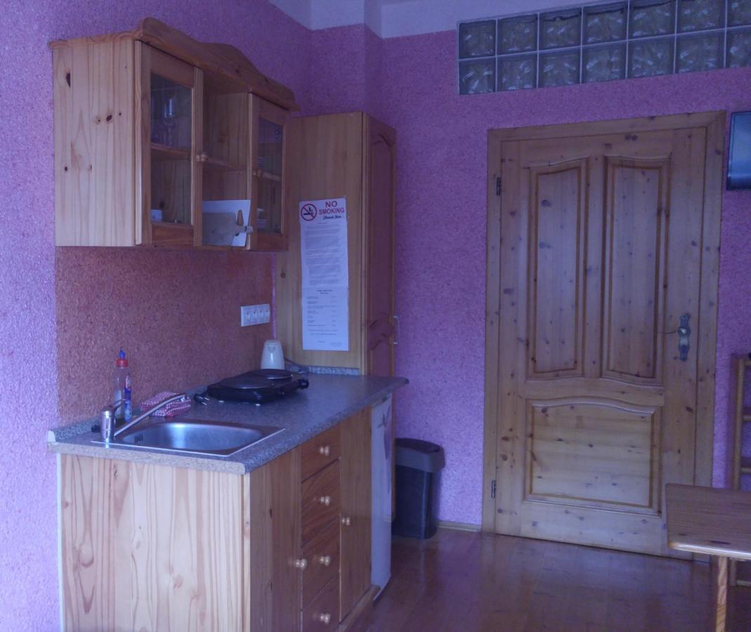 Penzion Apartmany Becov Becov nad Teplou Exterior photo